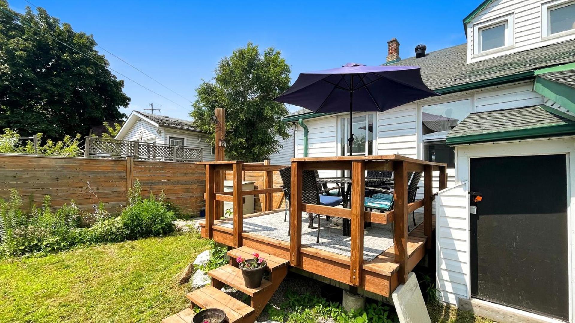 彼得伯勒Cozy 2Br House Near Centre With Patio, Bbq, Backyard, And Netflix公寓 外观 照片